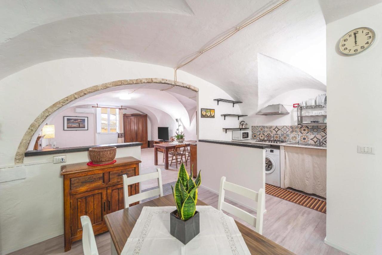 Casa Gilbert 101 Lägenhet Alghero Exteriör bild