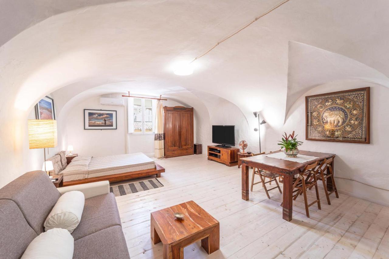 Casa Gilbert 101 Lägenhet Alghero Exteriör bild